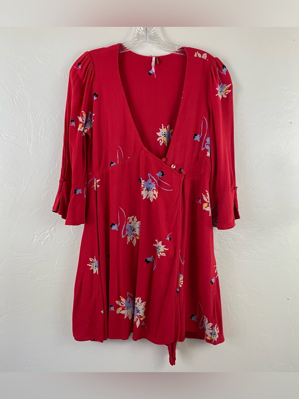 Free People Size Small Red Floral V-neck Bell Sleeve Button up Mini Swing Dress